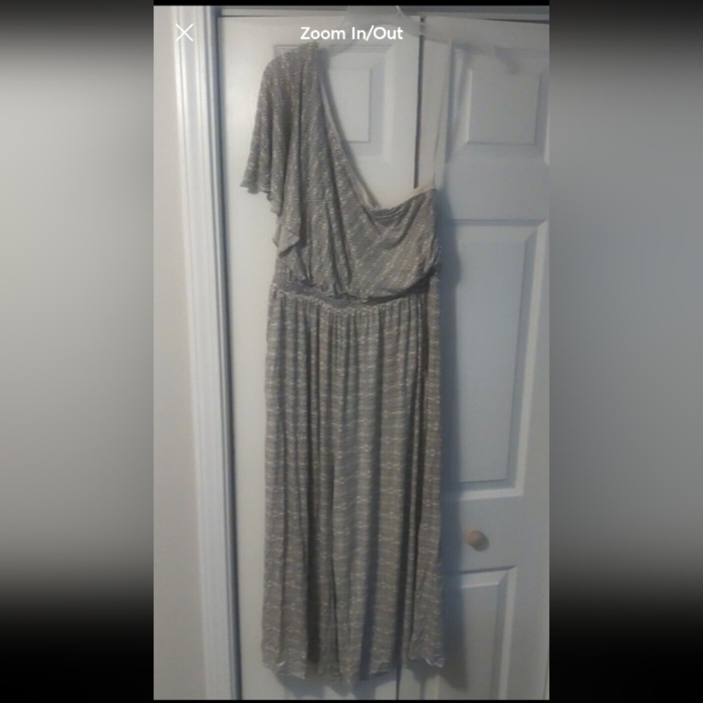 Maeve women's one sleeve romper size medium